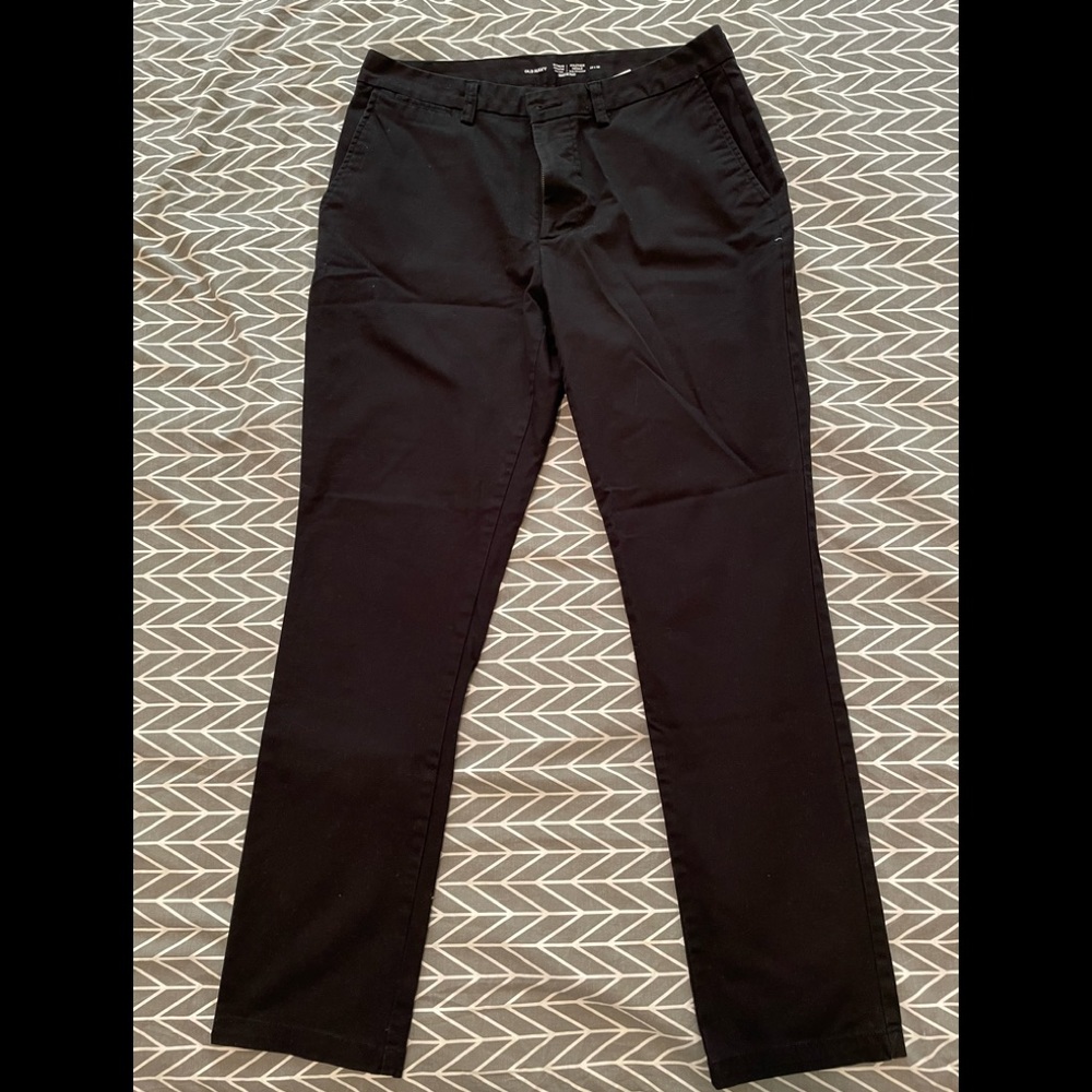 Old navy ultimate athletic pants with built-in flex